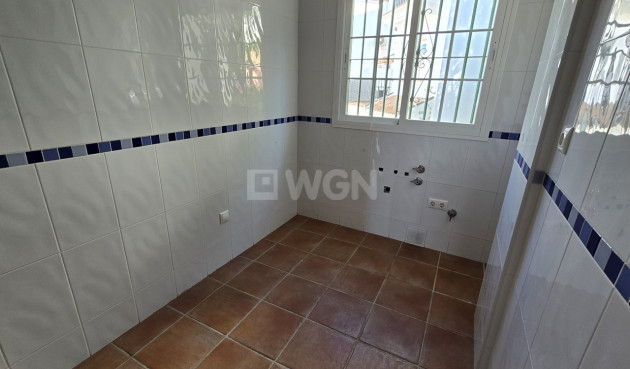 Odsprzedaż - Kamienica - Alcaucín - Inland