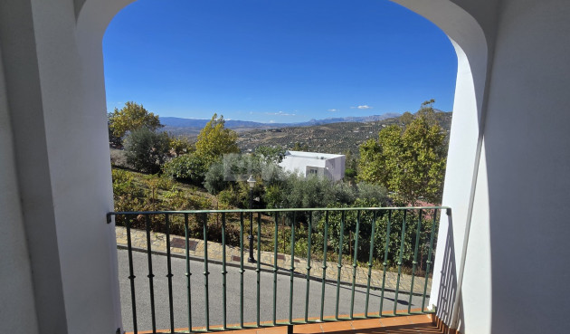 Odsprzedaż - Kamienica - Alcaucín - Inland