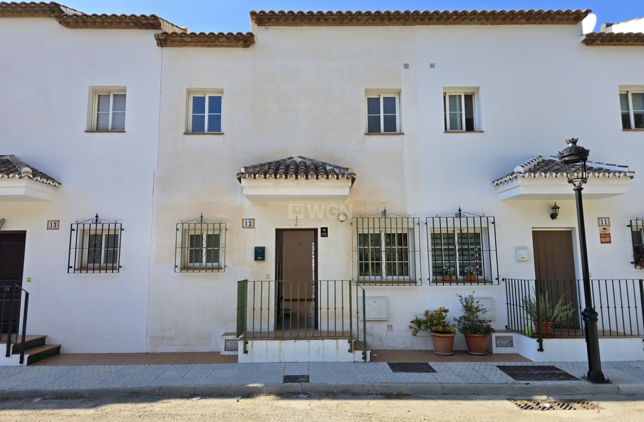 Odsprzedaż - Kamienica - Alcaucín - Inland