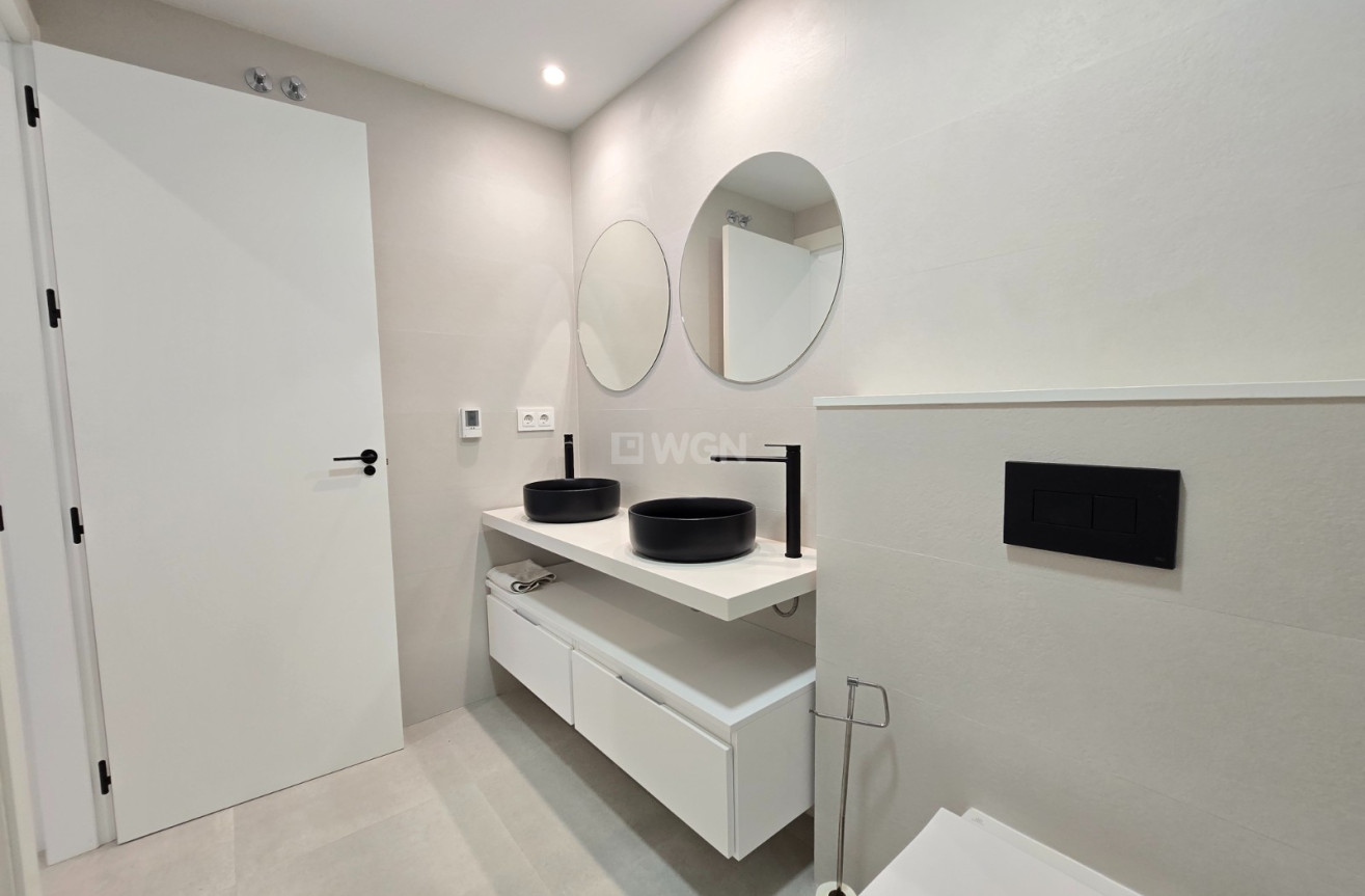 Odsprzedaż - Mieszkanie w bloku - Pilar de la Horadada - Costa Blanca