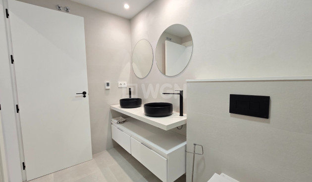 Odsprzedaż - Mieszkanie w bloku - Pilar de la Horadada - Costa Blanca