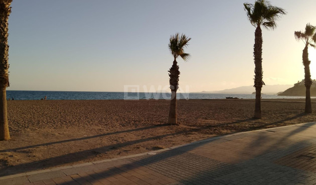 Odsprzedaż - Mieszkanie w bloku - Puerto de Mazarron - Bolnuevo