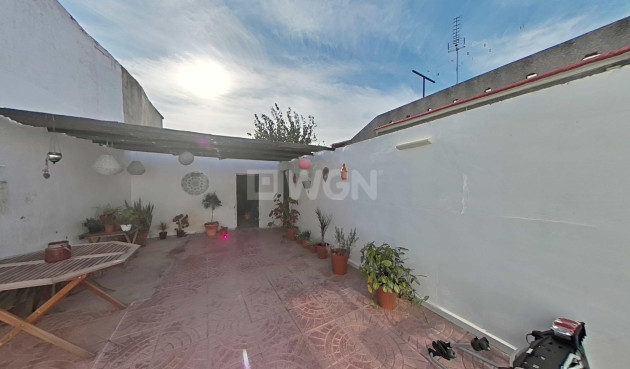 Odsprzedaż - Kamienica - Formentera del Segura - Centro
