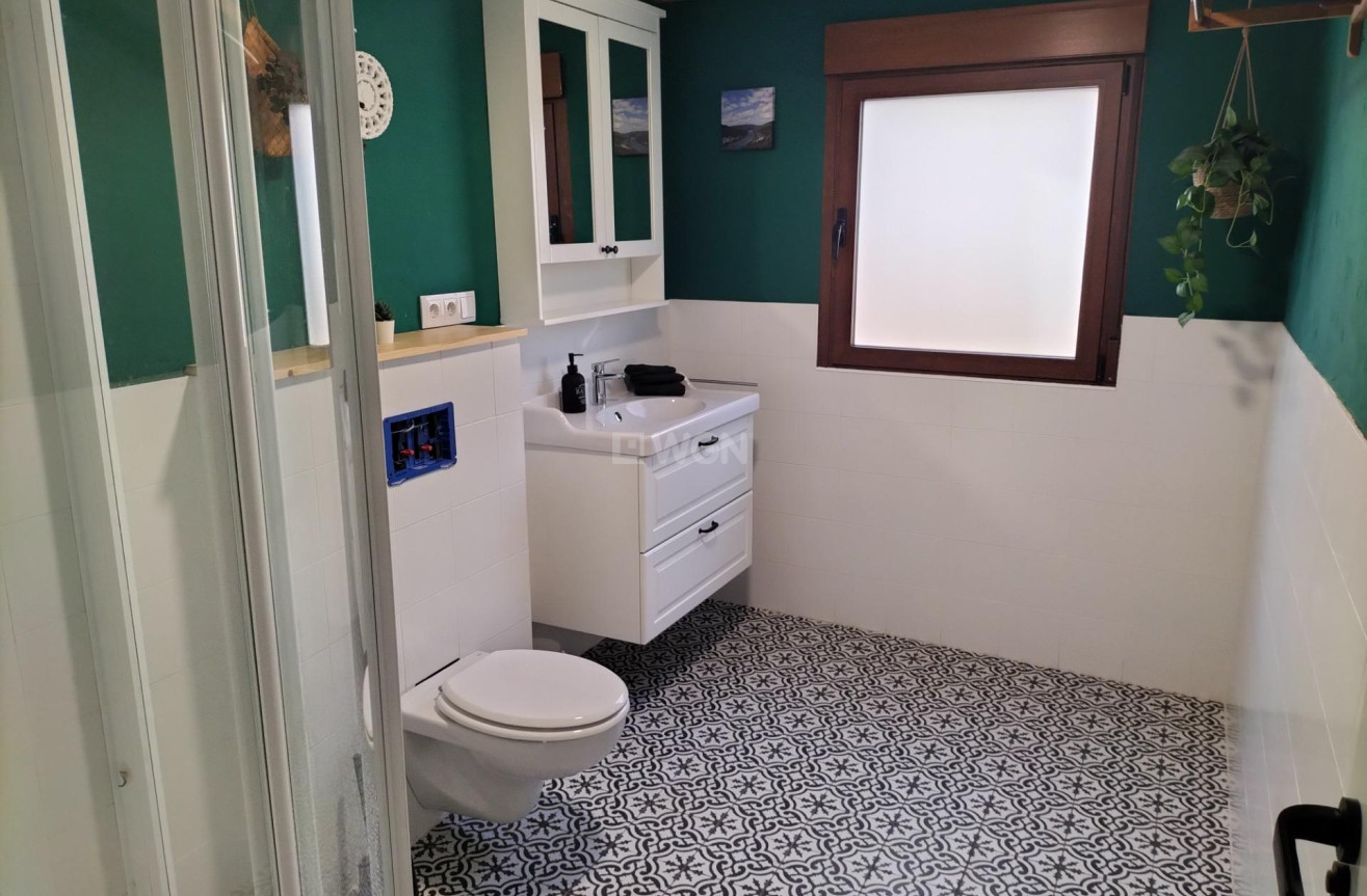 Odsprzedaż - Kamienica - Formentera del Segura - Centro