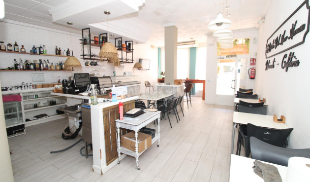 Odsprzedaż - Negocio - Lo Pagan - LA PUNTICA