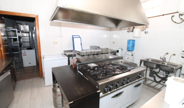 Odsprzedaż - Negocio - Lo Pagan - LA PUNTICA