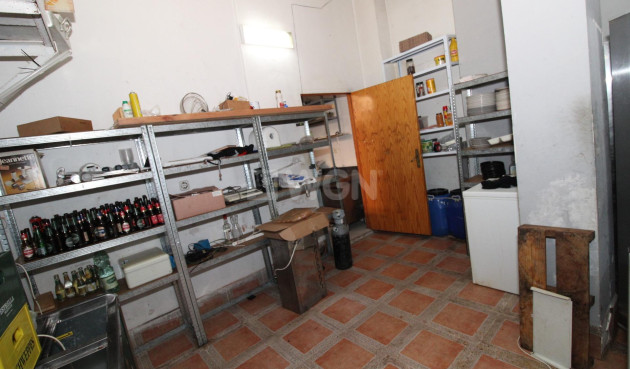 Odsprzedaż - Negocio - Lo Pagan - LA PUNTICA