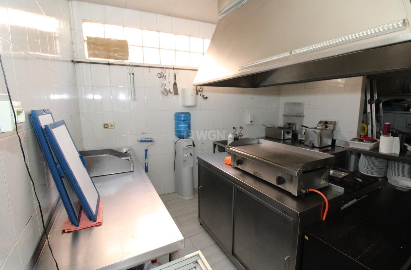 Odsprzedaż - Negocio - Lo Pagan - LA PUNTICA