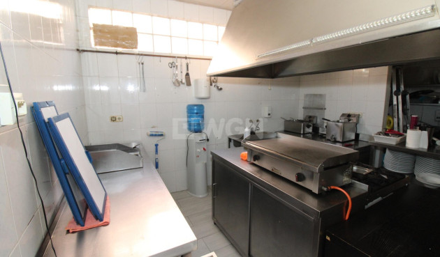 Odsprzedaż - Negocio - Lo Pagan - LA PUNTICA