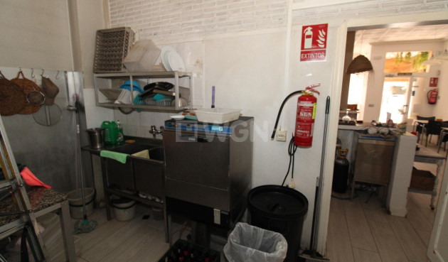 Odsprzedaż - Negocio - Lo Pagan - LA PUNTICA