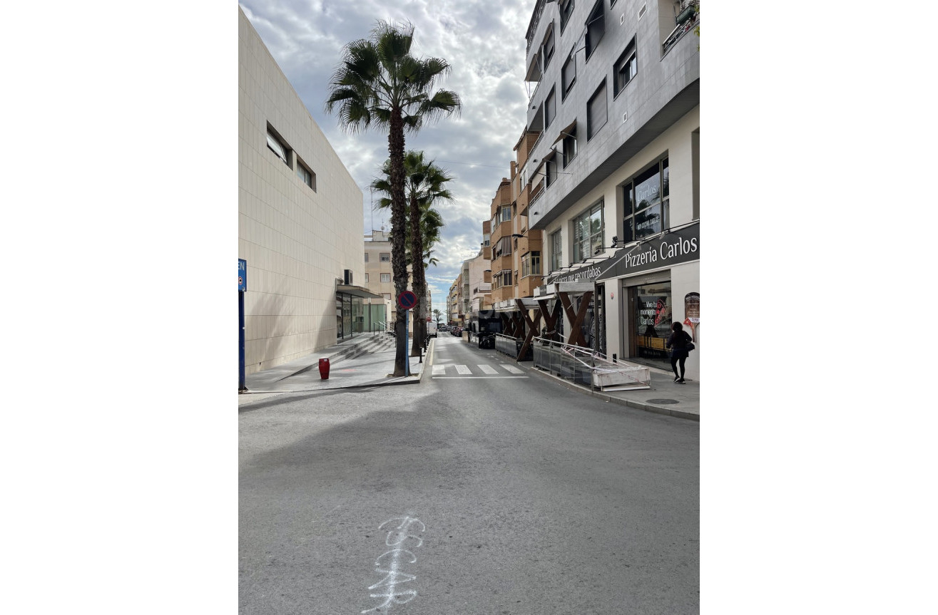 Odsprzedaż - Daszek - Torrevieja - Playa de cura