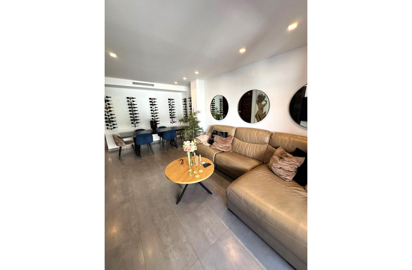 Wiederverkauf - Wohnung - Torrevieja - Centro