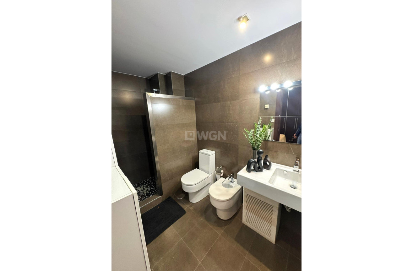 Wiederverkauf - Wohnung - Torrevieja - Centro