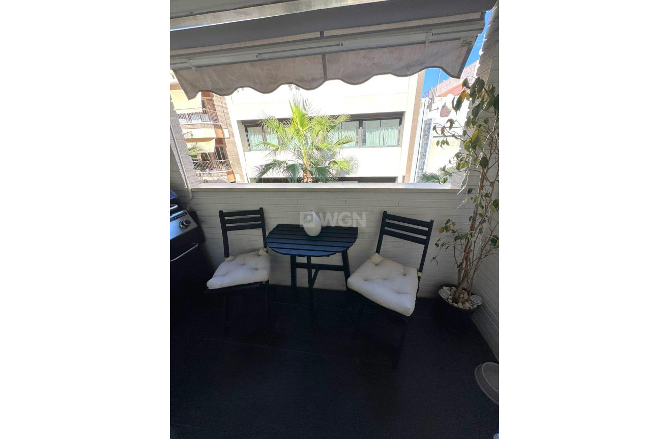 Wiederverkauf - Wohnung - Torrevieja - Centro