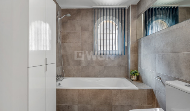 Odsprzedaż - Mieszkanie w bloku - Altea - Costa Blanca