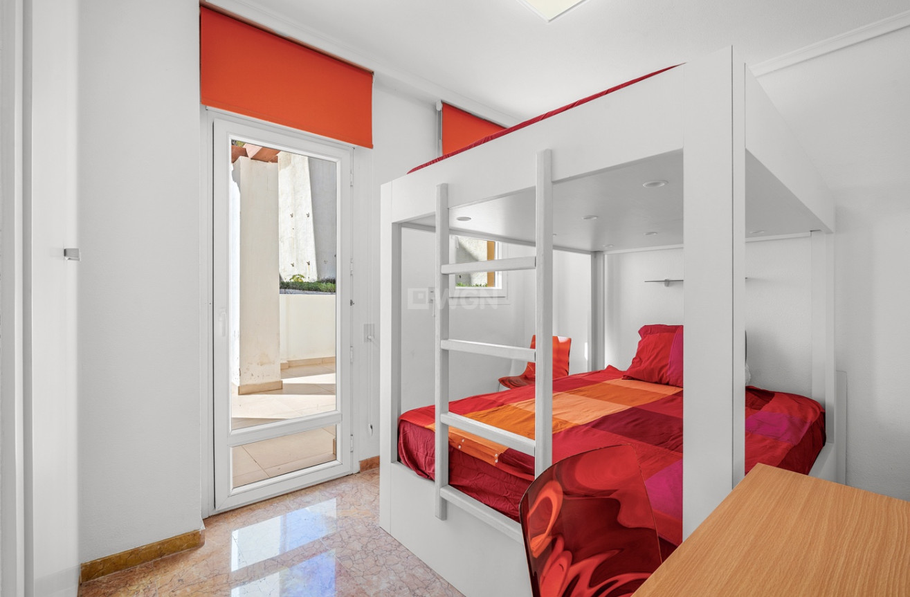 Odsprzedaż - Mieszkanie w bloku - Altea - Costa Blanca