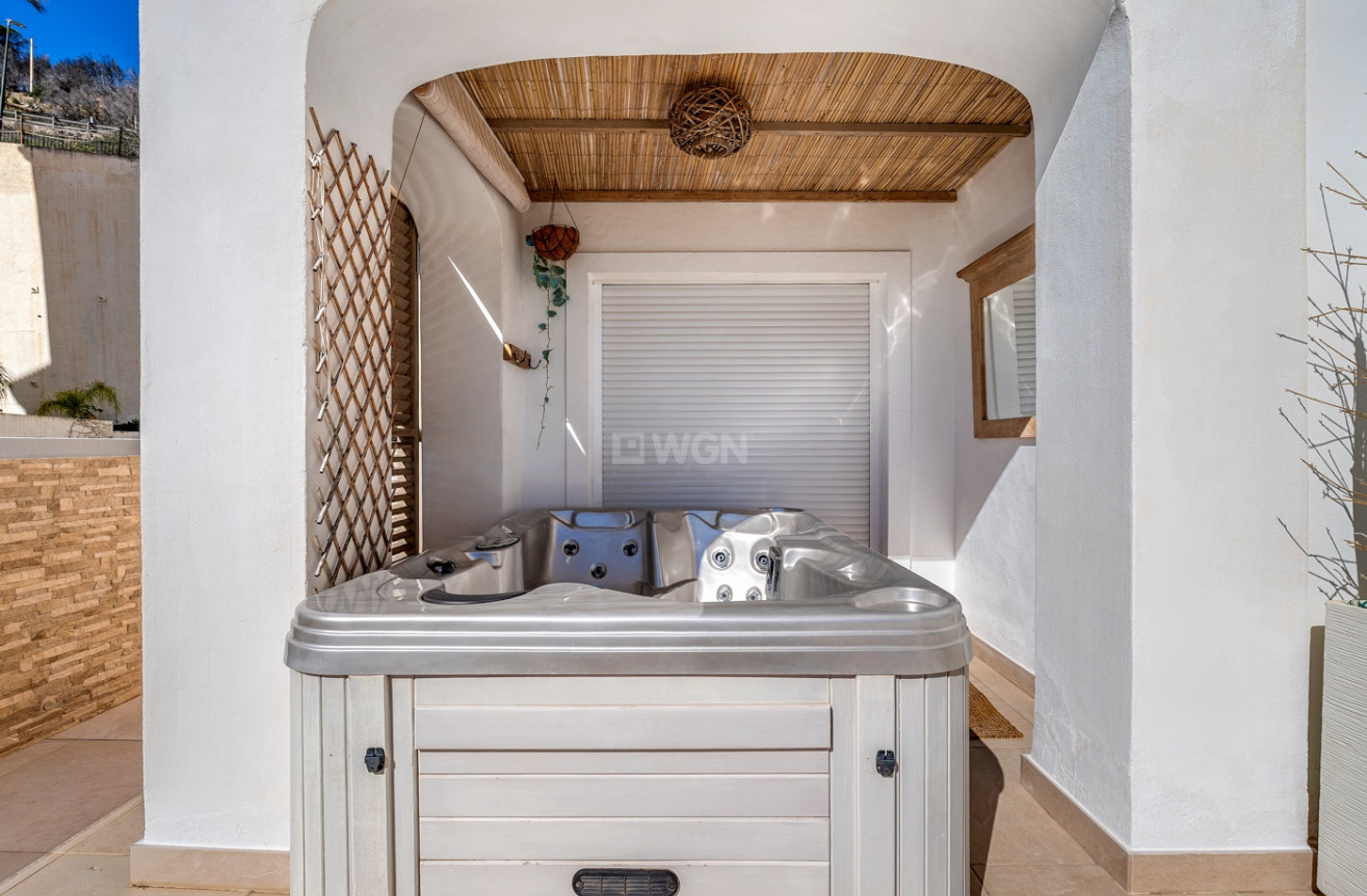 Odsprzedaż - Mieszkanie w bloku - Altea - Costa Blanca