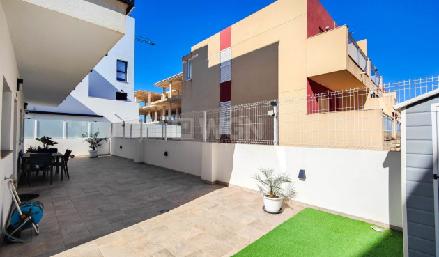 Odsprzedaż - Mieszkanie w bloku - Guardamar del Segura - Costa Blanca