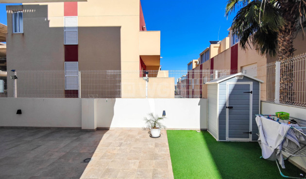 Odsprzedaż - Mieszkanie w bloku - Guardamar del Segura - Costa Blanca