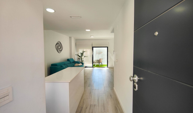 Odsprzedaż - Mieszkanie w bloku - Guardamar del Segura - Costa Blanca