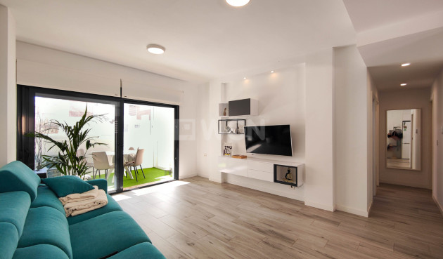 Odsprzedaż - Mieszkanie w bloku - Guardamar del Segura - Costa Blanca