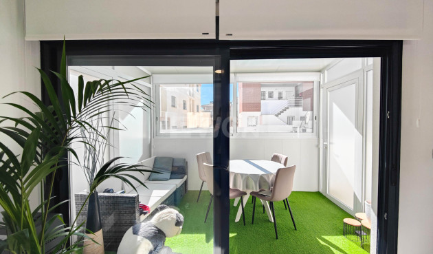 Odsprzedaż - Mieszkanie w bloku - Guardamar del Segura - Costa Blanca