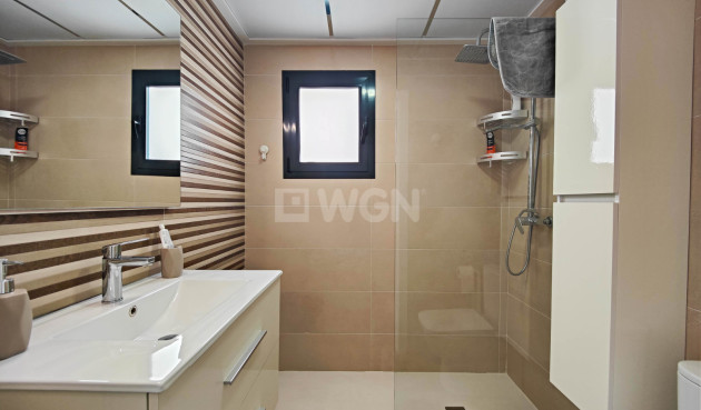 Odsprzedaż - Mieszkanie w bloku - Guardamar del Segura - Costa Blanca