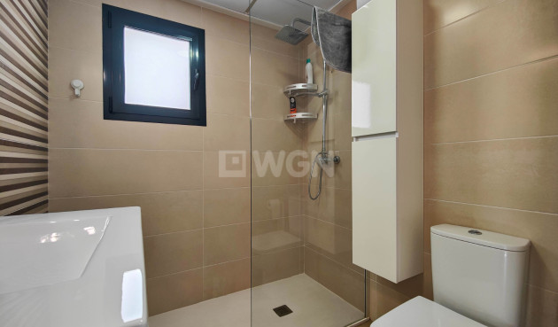 Odsprzedaż - Mieszkanie w bloku - Guardamar del Segura - Costa Blanca