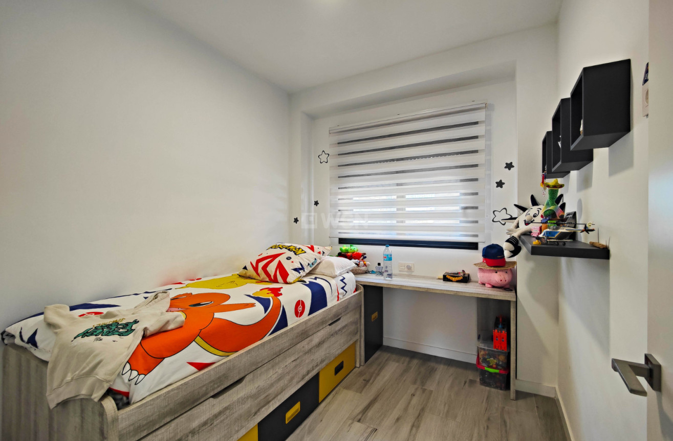 Odsprzedaż - Mieszkanie w bloku - Guardamar del Segura - Costa Blanca