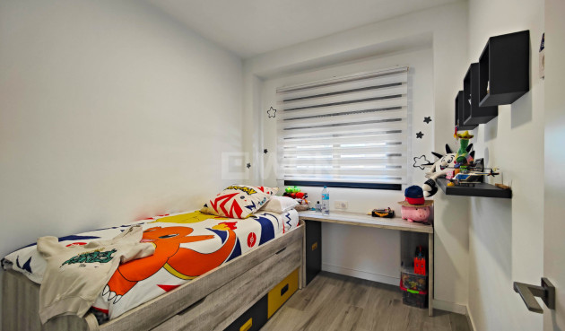 Odsprzedaż - Mieszkanie w bloku - Guardamar del Segura - Costa Blanca