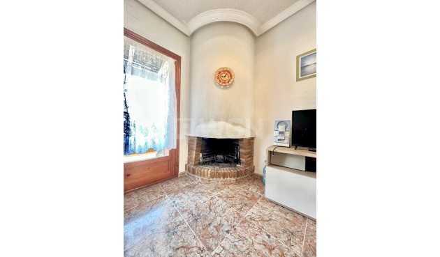 Odsprzedaż - Bungalow - Guardamar del Segura - El Moncayo