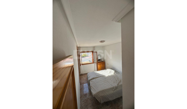 Odsprzedaż - Bungalow - Guardamar del Segura - El Moncayo