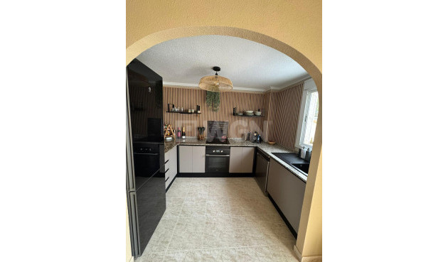 Odsprzedaż - Kamienica - Rojales - Ciudad Quesada