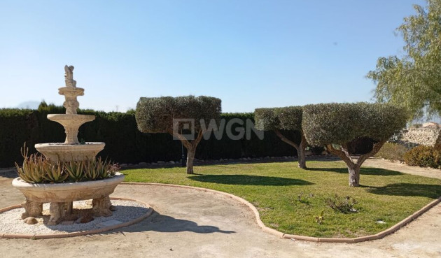 Odsprzedaż - Kamienica - Catral - Costa Blanca