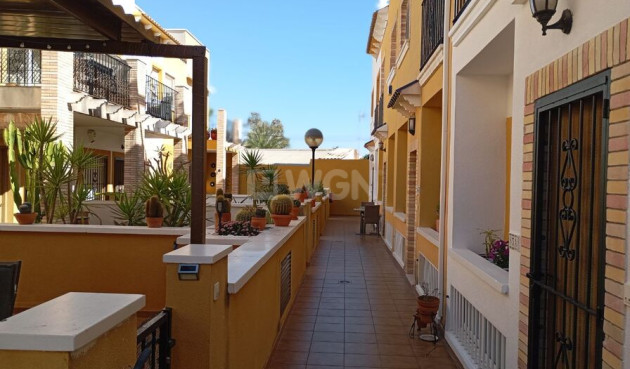 Odsprzedaż - Kamienica - Catral - Costa Blanca