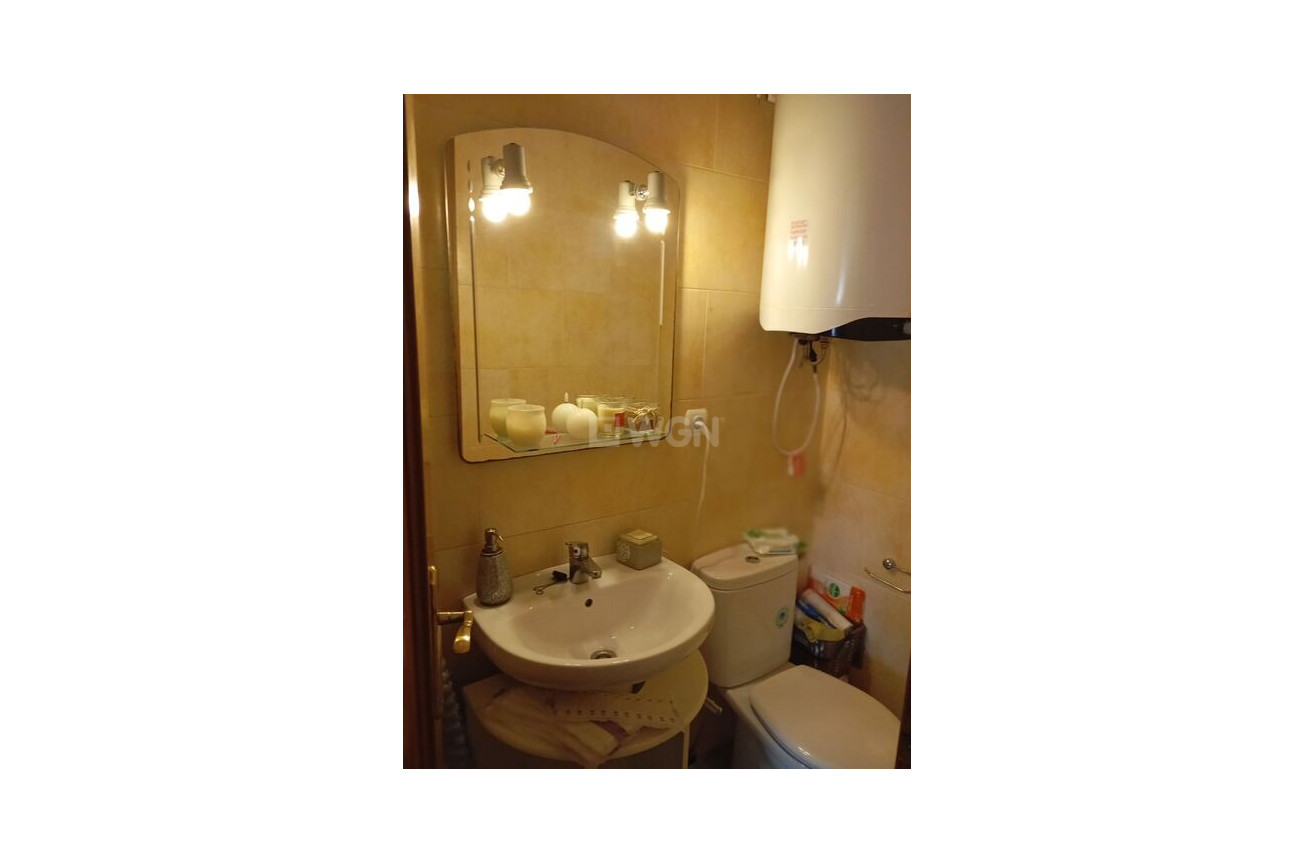 Odsprzedaż - Kamienica - Catral - Costa Blanca