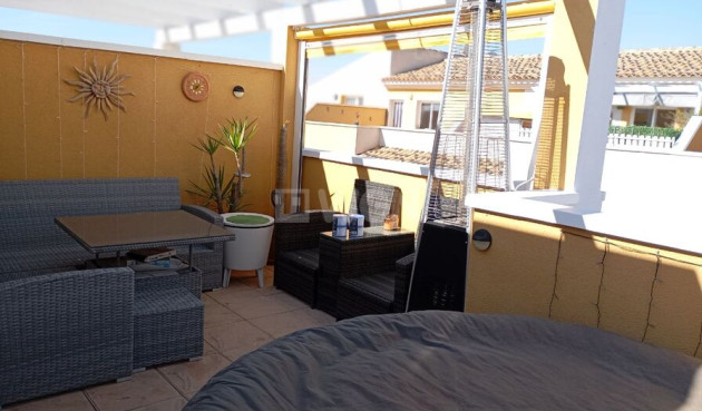 Odsprzedaż - Kamienica - Catral - Costa Blanca