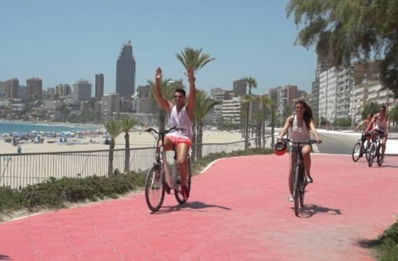 Nowy budynek - Villa - Benidorm - Urbanizaciones