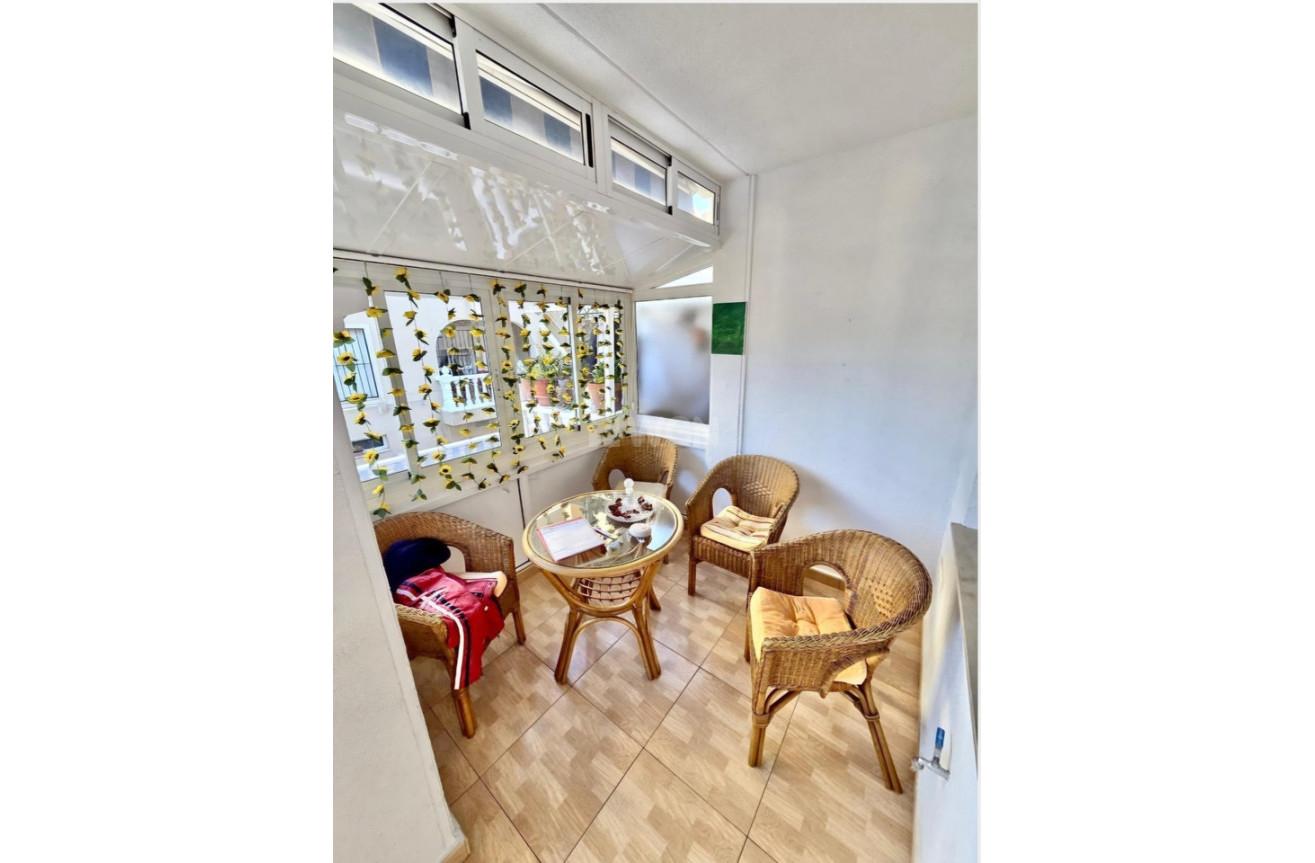 Odsprzedaż - Kamienica - Playa Flamenca - Costa Blanca