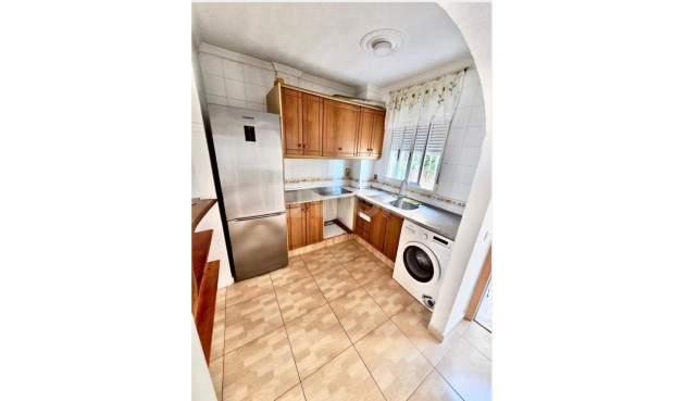 Odsprzedaż - Kamienica - Playa Flamenca - Costa Blanca