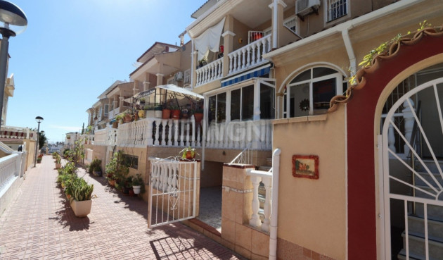 Odsprzedaż - Kamienica - Playa Flamenca - Costa Blanca