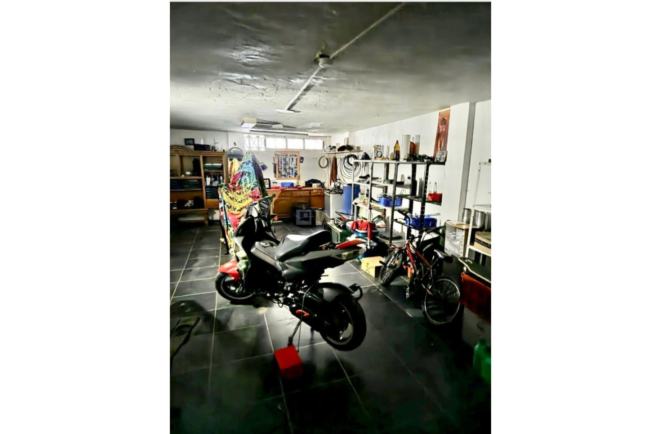 Odsprzedaż - Kamienica - Playa Flamenca - Costa Blanca