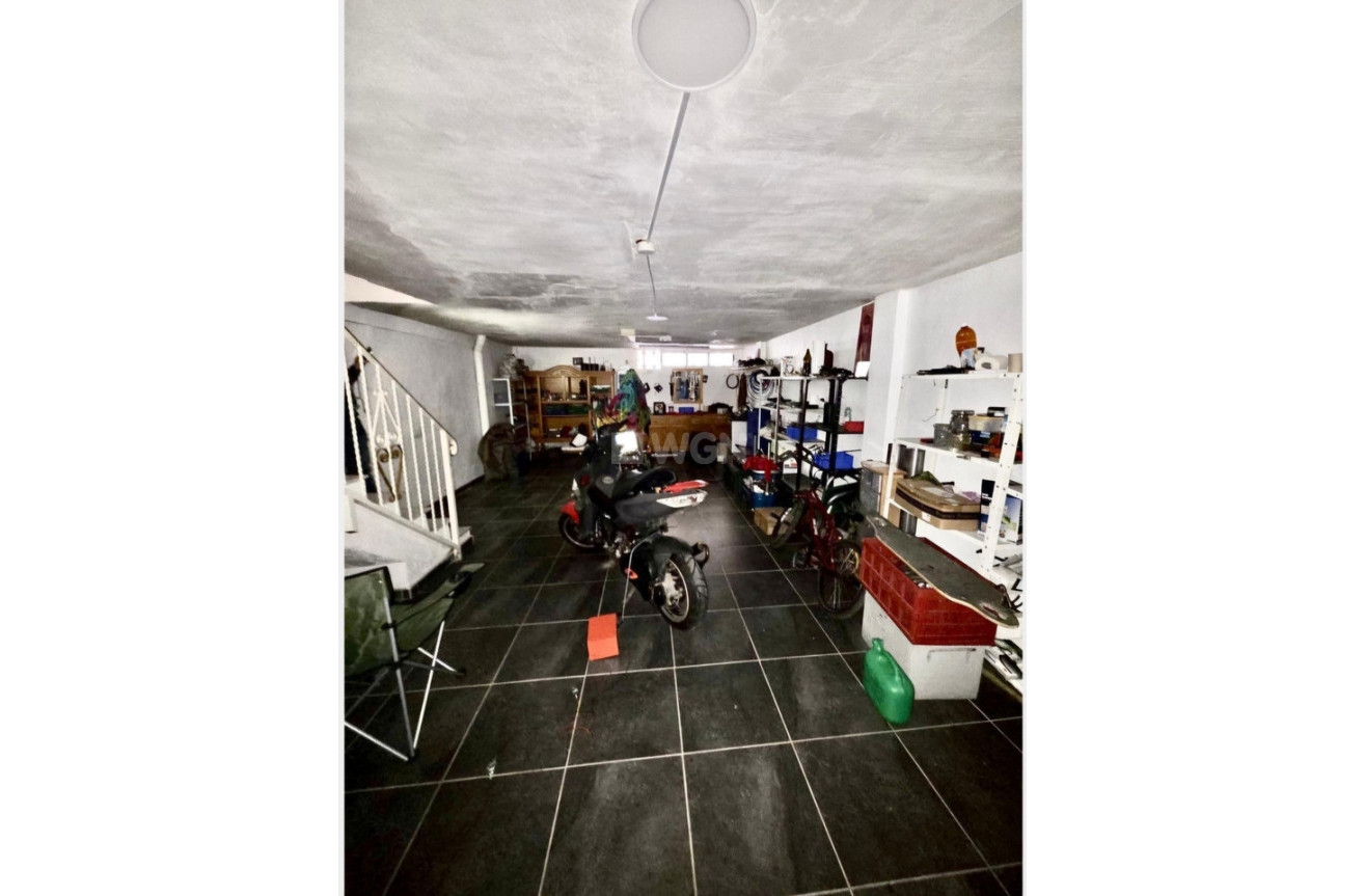 Odsprzedaż - Kamienica - Playa Flamenca - Costa Blanca