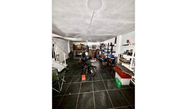 Odsprzedaż - Kamienica - Playa Flamenca - Costa Blanca