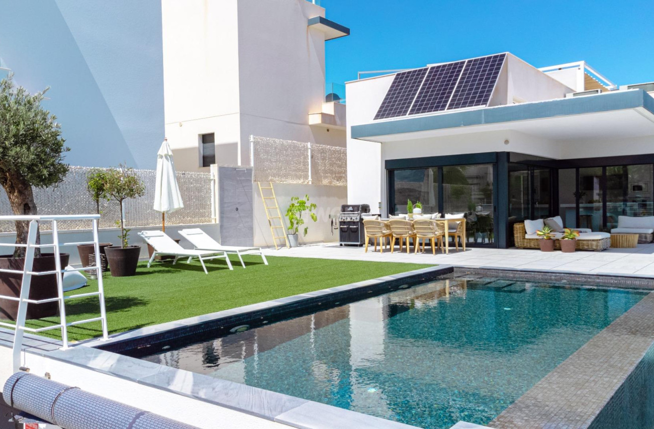 Odsprzedaż - Villa - San Miguel de Salinas - Bellavista