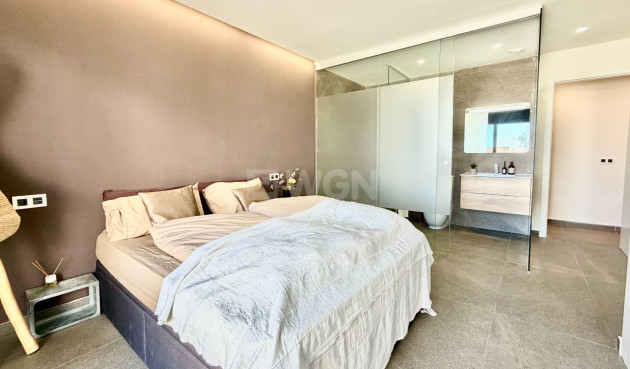 Odsprzedaż - Villa - San Miguel de Salinas - Bellavista