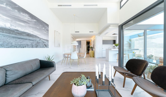 Odsprzedaż - Villa - San Miguel de Salinas - Bellavista