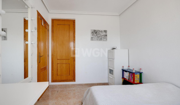 Odsprzedaż - Kamienica - Torrevieja - aguas nuevas