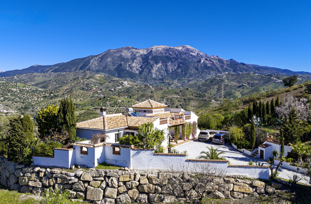 Odsprzedaż - Villa - Vinuela - Inland