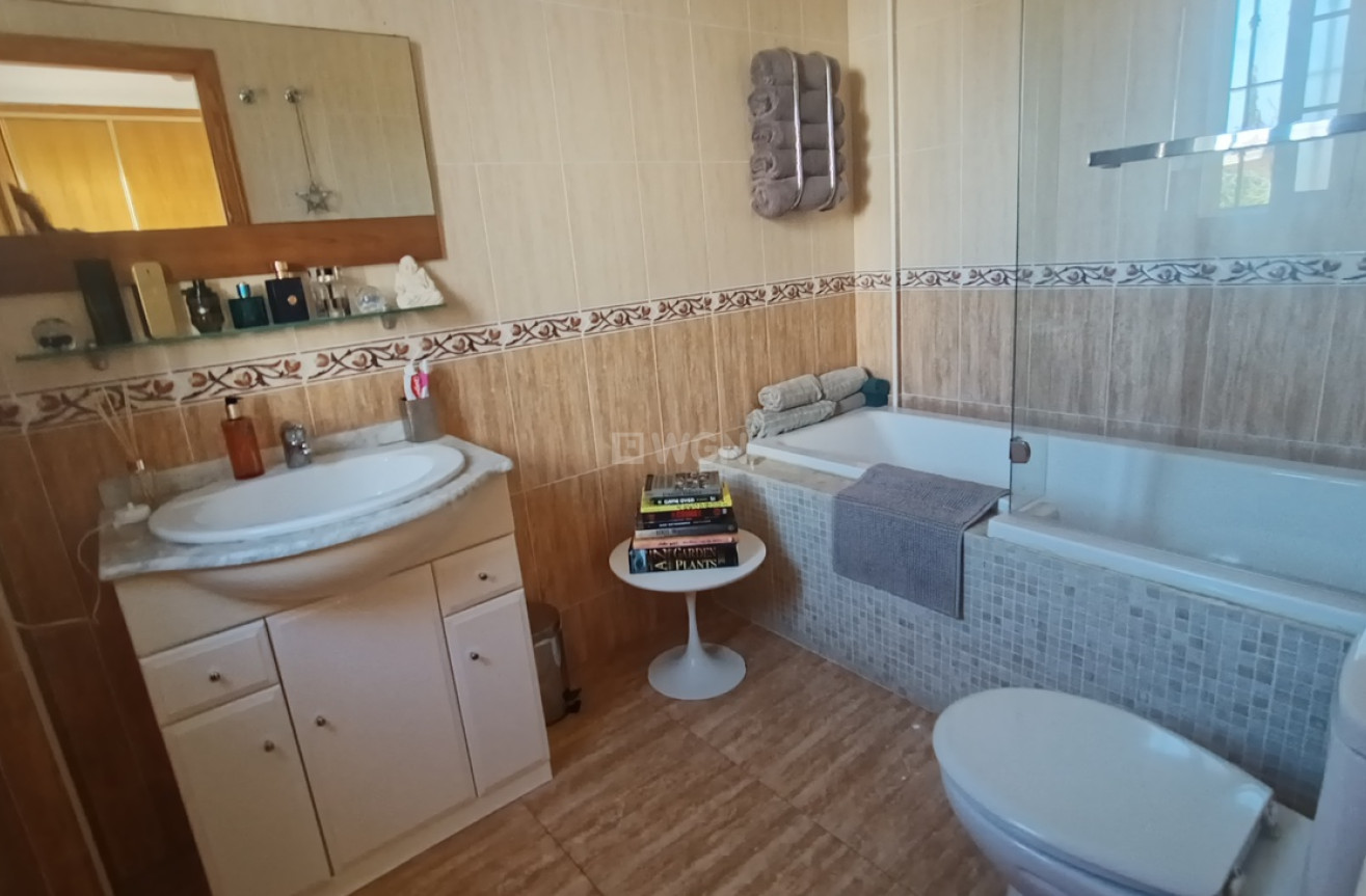 Odsprzedaż - Villa - Avileses - Inland